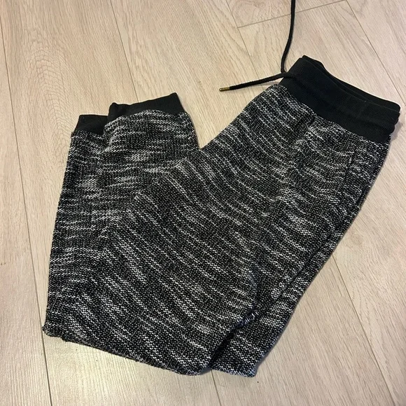 Joggers - Picture 4 of 4